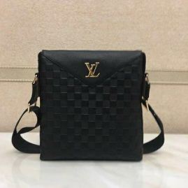 Picture of LV Mens Bags _SKUfw106079787fw